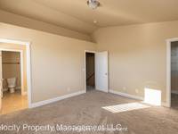 $2,495 / Month Home For Rent: 20765 Kilbourne Loop - Velocity Property Manage...