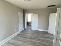 $1,299 / Month Apartment For Rent: 5115 Salem St Upstairs - B - Real Property Mana...