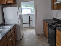 $2,550 / Month Apartment For Rent: 64701 Columbia River HWY - Blue Flag Realty | I...