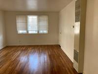 $1,150 / Month Apartment For Rent: 1116 NE Freemont Ave - Pioneer Management, Inc ...