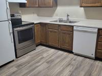 $1,100 / Month Apartment For Rent: 2020 8th Avenue NW 4 - Fox Property Management ...
