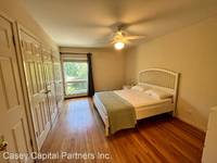 $2,900 / Month Apartment For Rent: 1326 Chicago Ave Unit 402 - 1326 Chicago Ave. |...
