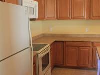 $1,850 / Month Apartment For Rent: 2101 North Yellowstone Street - B - Accolade Pr...