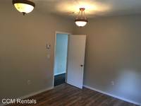 $1,200 / Month Apartment For Rent: 87 East St - 2 - CCM Rentals | ID: 5530701