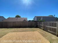 $1,650 / Month Home For Rent: 10155 Morning Hill Cv - Crye-Leike Property Man...