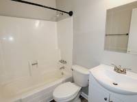 $1,250 / Month Apartment For Rent: 312 W Catawba Ave - Unit 1 - Teamwork Real Esta...