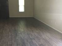 $925 / Month Apartment For Rent: 1641 N. Oakland Ave. - # 2 - Red Door Property ...