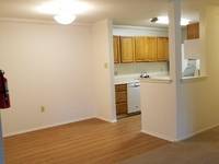 $1,555 / Month Apartment For Rent: 256 Manor Dr. - California Apartment | ID: 6736672