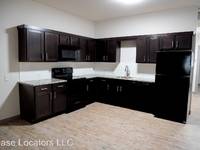 $1,200 / Month Apartment For Rent: Pinnacle Lofts 429 W. Central Avenue - Lease Lo...