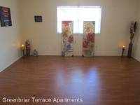 $945 / Month Apartment For Rent: 3004 SW 28th Ave 4 - Greenbriar Terrace Apartme...