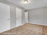 $995 / Month Apartment For Rent: 814 W Walnut Street - MTH Management, LLC | ID:...