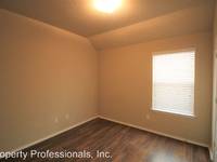 $1,925 / Month Home For Rent: 216 Bandana - Property Professionals, Inc. | ID...