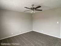 $1,325 / Month Apartment For Rent: 550 New South Drive - GV1005 Townhome GV1005 - ...