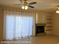$1,795 / Month Home For Rent: 500 N Roosevelt Ave Unit #140 - Brickleys Prope...