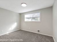 $1,895 / Month Apartment For Rent: 1516 N 19th St - Somerset Apartments | ID: 1085...