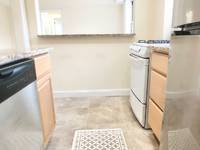 $1,850 / Month Apartment For Rent: Beds 1 Bath 1 Sq_ft 850- Spacious Updated 1 Bed...