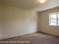 $1,265 / Month Apartment For Rent: 422 SE 6th Street - Welcome Home Properties | I...