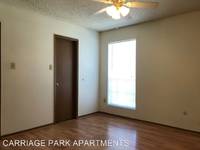 $1,050 / Month Apartment For Rent: 5252 Twin City Hwy - #434 - Carriage Park Apart...