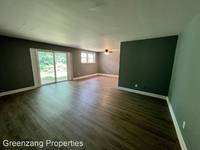 $1,200 / Month Apartment For Rent: 2701 Chestnut St - C2 - Greenzang Properties | ...