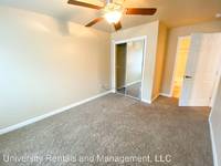 $2,950 / Month Home For Rent: 921 SW Depot Avenue #404 - University Rentals A...