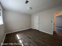 $950 / Month Apartment For Rent: 23 Shadowood Circle Apt. #03 - Seven Hills Rent...