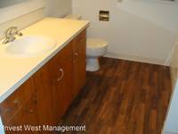 $1,695 / Month Apartment For Rent: 1130 NE MINNEHAHA STREET - Invest West Manageme...