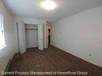 $995 / Month Apartment For Rent: 2131 S. 4th Street W. - A - Summit Property Man...