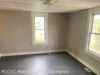 $575 / Month Apartment For Rent: 241 1/2 A -241 1/2 B Chestnut Avenue - 241 1/2 ...
