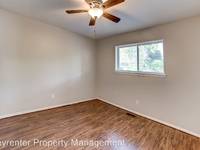 $1,200 / Month Apartment For Rent: 2525 East Skelly Drive - Keyrenter Property Man...
