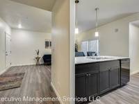 $1,550 / Month Apartment For Rent: 1017 South Elder Street - 1017-302 - 1, 2 &...