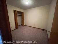 $1,150 / Month Apartment For Rent: 210 Butler Terrace Drive - Nepa Airport Road Pr...
