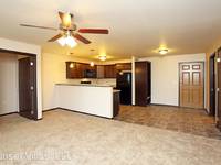 $925 / Month Apartment For Rent: 1700 S. Katie Ave - 305 - Sunset Villas, LLC | ...