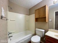 $600 / Month Apartment For Rent: 301 W. Davis 7 - Davis Properties, LLC | ID: 10...