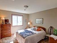 $1,250 / Month Apartment For Rent: 1322 Wissota Green Pkwy Unit #3 - Eau Claire Re...