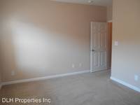 $1,580 / Month Apartment For Rent: 2000 Central Parkway - 0502 - Carrington Park A...
