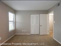 $1,400 / Month Apartment For Rent: 9850 Kims Arbor Lane - Sundance Property Manage...