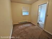 $1,025 / Month Apartment For Rent: 419 2nd Street Apt 3 - Summit Realty, LLC | ID:...