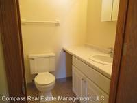 $1,145 / Month Apartment For Rent: 716 W Grand Ave 309 - Compass Real Estate Manag...