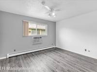 $800 / Month Apartment For Rent: 821, 829, 901, 905 E. Shiawassee Street - MTH M...