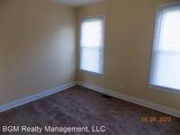 $1,050 / Month Apartment For Rent: 663 Davis St A - BGM Realty Management, LLC | I...