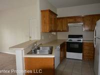 $1,095 / Month Apartment For Rent: 1701 Walnut - 16 - Huntex Properties LLC | ID: ...