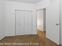 $1,195 / Month Apartment For Rent: 4242 1/2 S Michigan Ave 2E - Atlas Asset Manage...