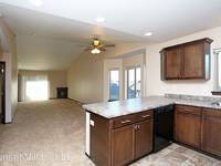 $1,050 / Month Apartment For Rent: 1700-1740 S. Katie Ave - Sunset Villas, LLC | I...