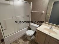 $1,399 / Month Apartment For Rent: 226 SE Florence Ave - BLUE BRONCO REAL ESTATE |...