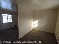 $575 / Month Apartment For Rent: 5125 W. 10th St - Apt. 28 - Compass Property Ma...