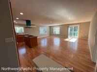 $1,995 / Month Apartment For Rent: 715 NW River Rd - Northwest Pacific Property Ma...