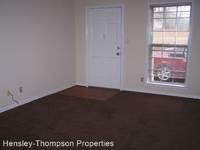 $525 / Month Apartment For Rent: 1401 Garden Dr Unit A - Hensley-Thompson Proper...