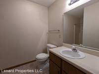 $745 / Month Apartment For Rent: 2940 N East Ave - Hilltop A5 - Lenard Propertie...