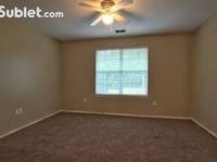 $1,350 / Month Apartment For Rent
