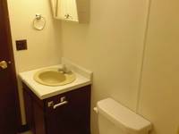 $895 / Month Apartment For Rent: 302 E. Lincoln, Apt. 4A - Property Management S...